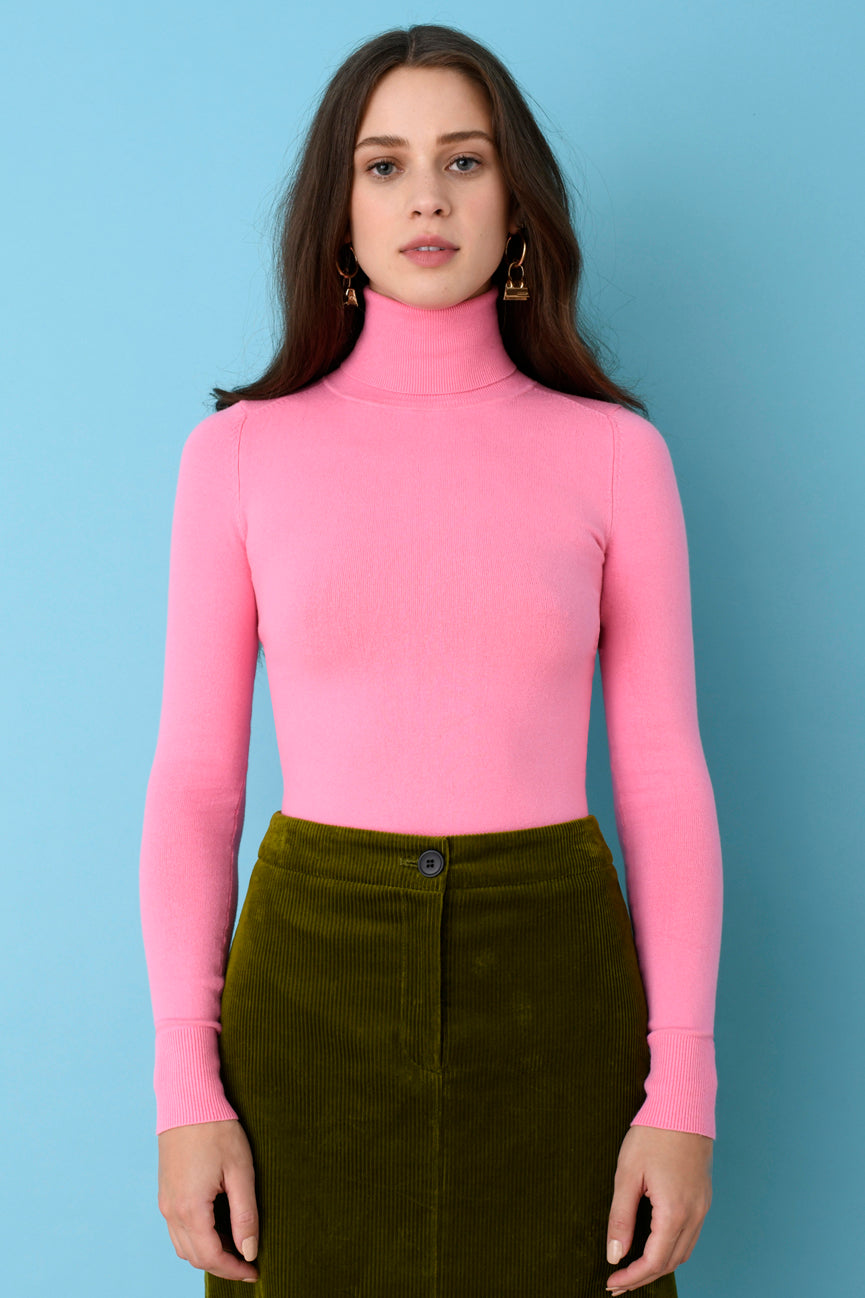 fashionable turtleneck asymmetrical top with built
